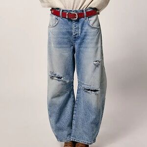 FREE PEOPLE Good Luck Mid-Rise Barrel Jeans!